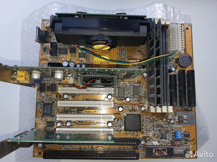 Продам ретро-сборку на Slot 1