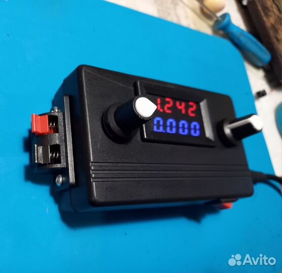 Лабораторный блок питания