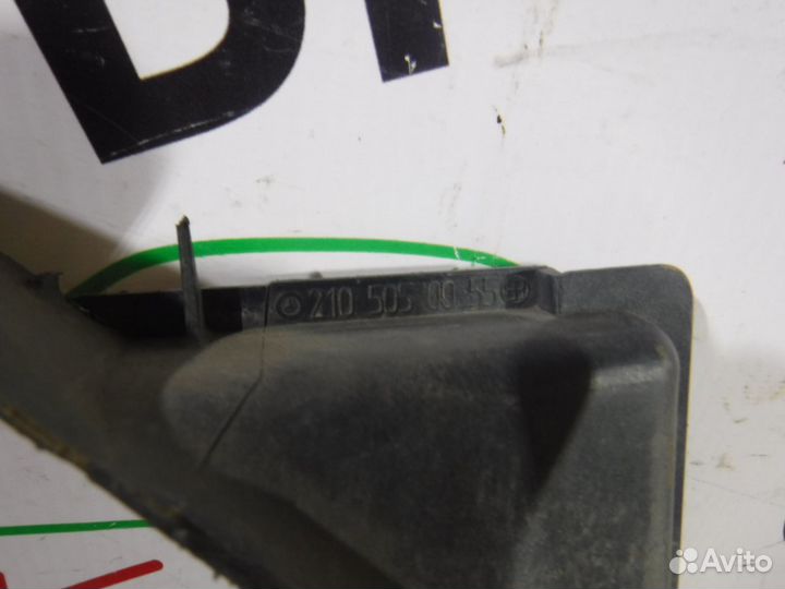 Диффузор вентилятора Mercedes-Benz E-Класс W210