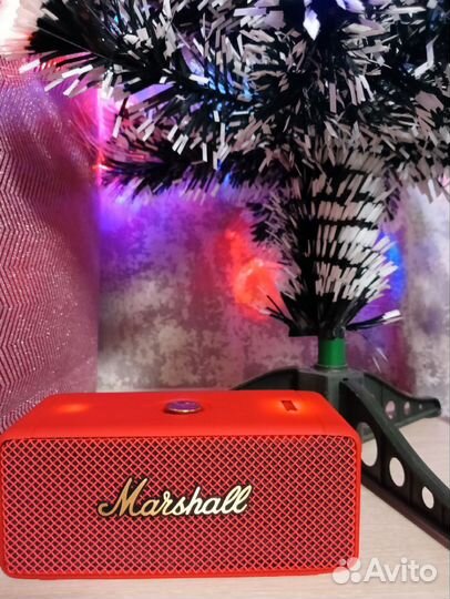Музыкальная колонка Marshall Emberton