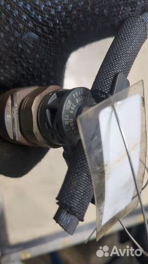 Форсунка топливная Volkswagen Passat 7 Европа, 2013