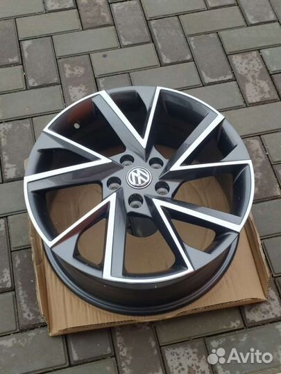 R18/5/112 Octavia, VW Passat, Jetta, Golf 6, 7