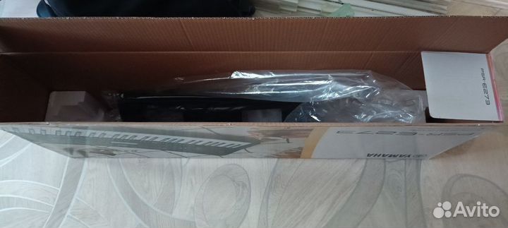 Синтезатор Yamaha PSR-E273