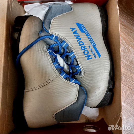 Лыжные ботинки классические