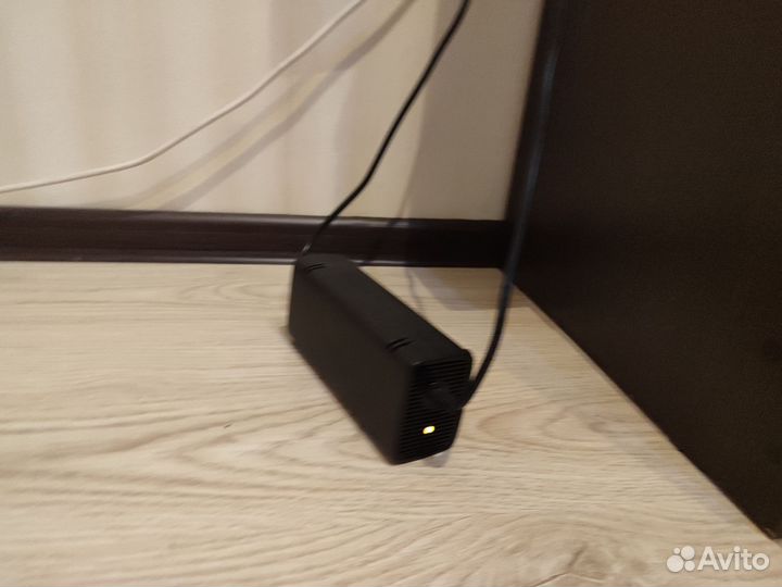 Xbox 360 slim прошитый freeboot 250GB