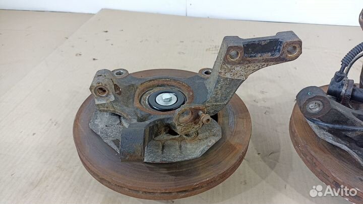 Кулак поворотный передний Шевроле Лачетти Lacetti