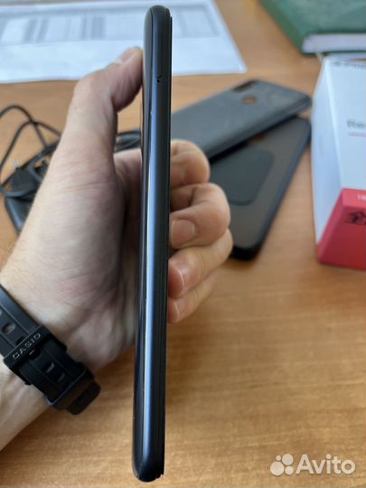 Xiaomi Redmi 7, 4/64 ГБ