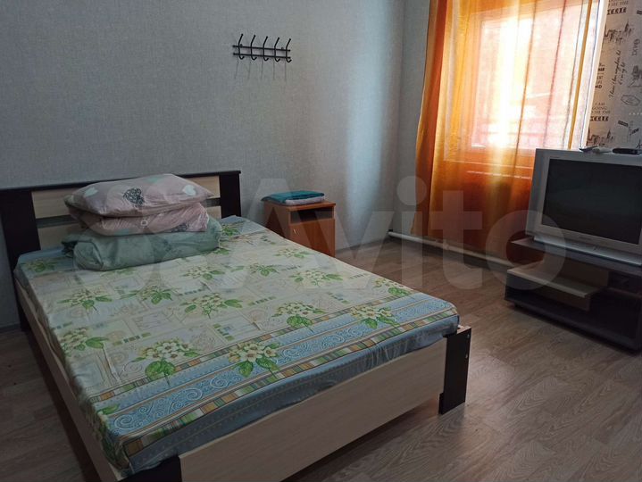 Комната 20 м² в 4-к., 2/2 эт.