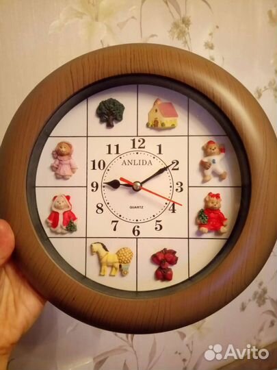 Часы настенные