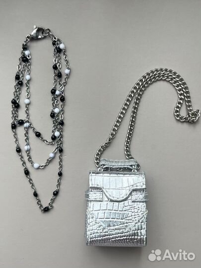 Одежда и аксессуары для кукол