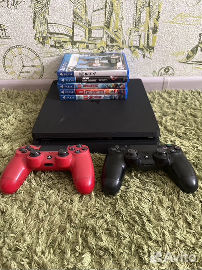 Sony PS4 slim