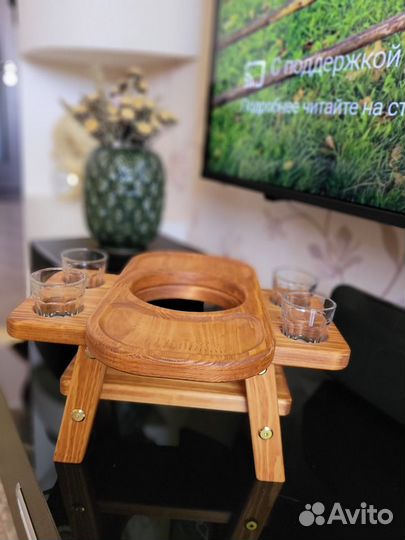 Столик под алкоголь и закуски