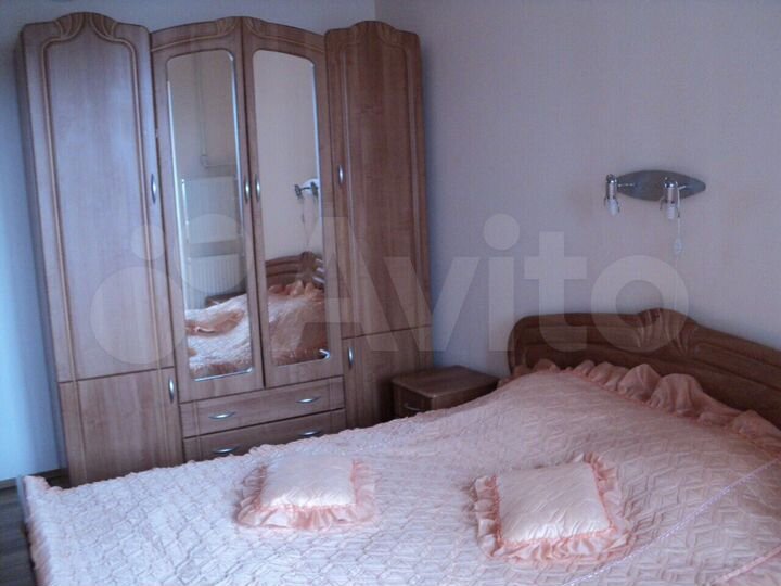 2-к. квартира, 55 м², 8/12 эт.