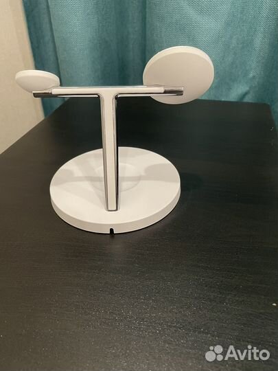 Belkin 3 in 1 boots MagSafe Беспроводная зарядка