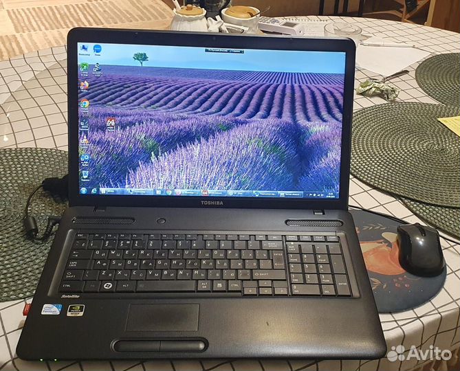 Ноутбук toshiba 17,3 /i5/6gb/geforce 315
