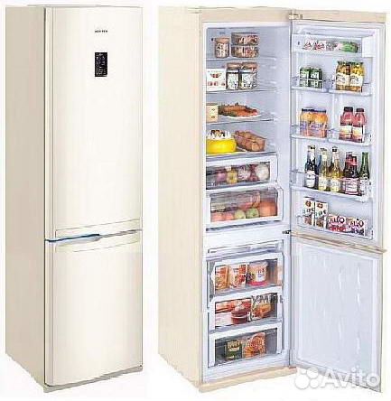 Холодильник Samsung RL-55 vebvb