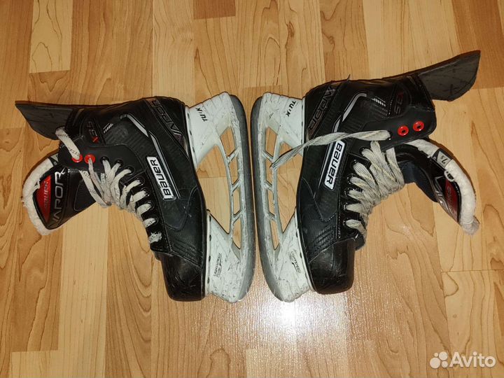 Хоккейные коньки bauer 42 размер