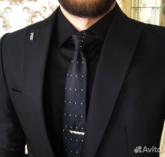 Мужской костюм тройка