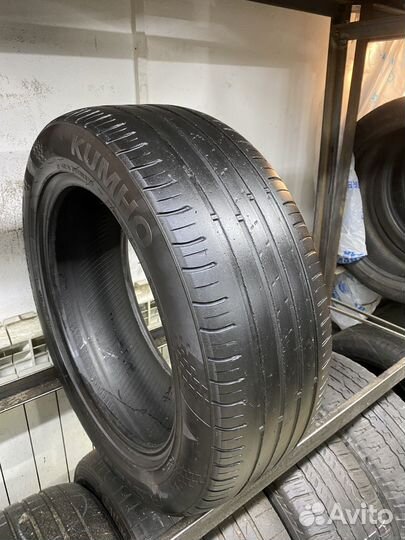 Kumho Ecsta HS51 215/55 R17 94W