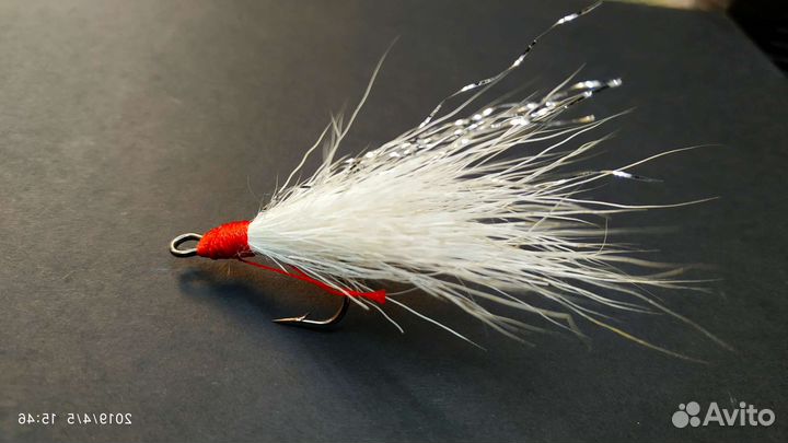 Жереховая мушка белая