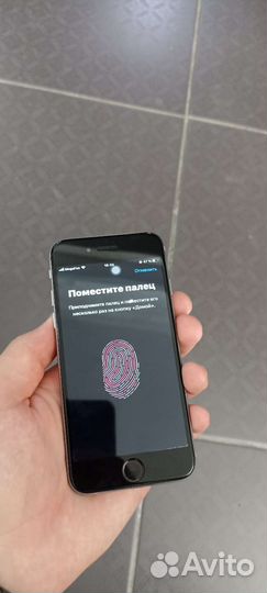 Телефон iPhone 6s