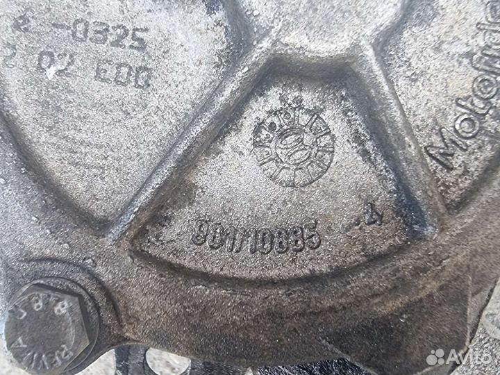 Вакуумный насос Bmw 320D E46 M47D20 2Л