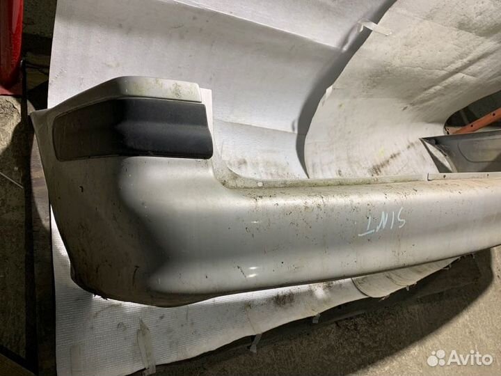 Бампер зад. Opel Sintra