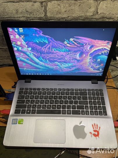 Ноутбук Asus Vivovook (17,3') X542UN-DM165T