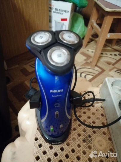 Бритва электрическая philips