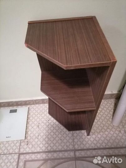 Полка угловая напольная