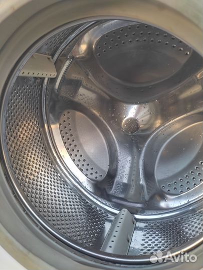 Стиральная машина Ariston