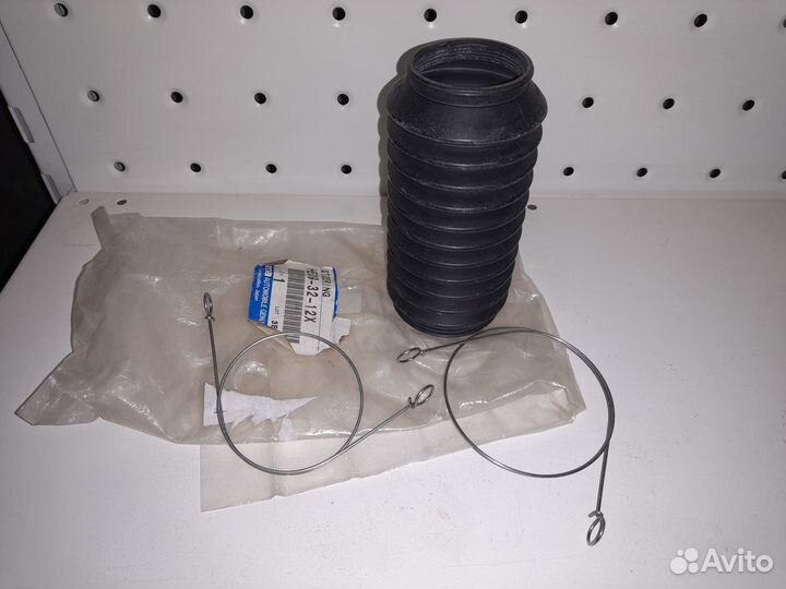 Mazda 929 Пыльник Рулевой рейки Новый