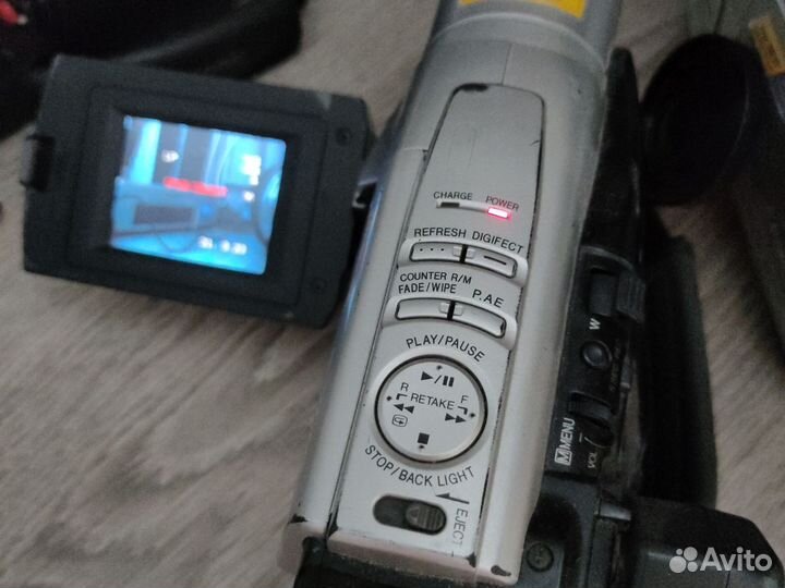 Видеокамеры VHS-C