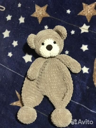 Вязаный мишка-комфортер