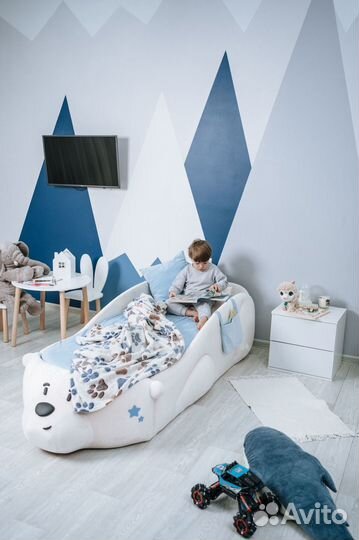 Мягкая детская кровать для девочки