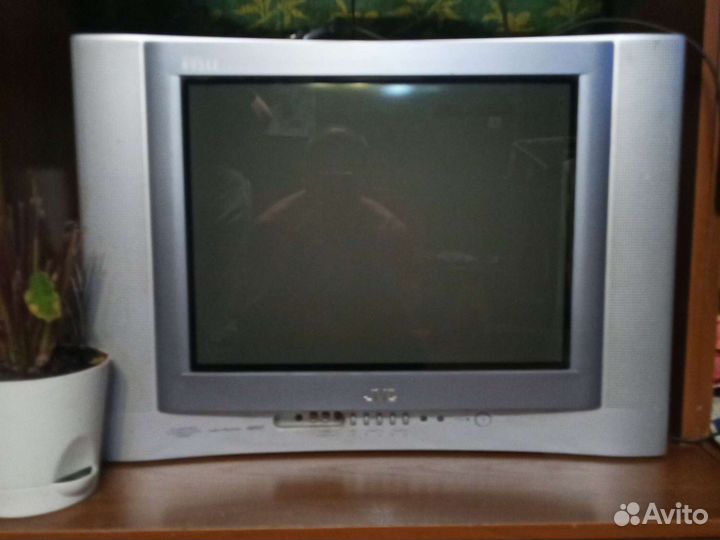 Телевизор б/у