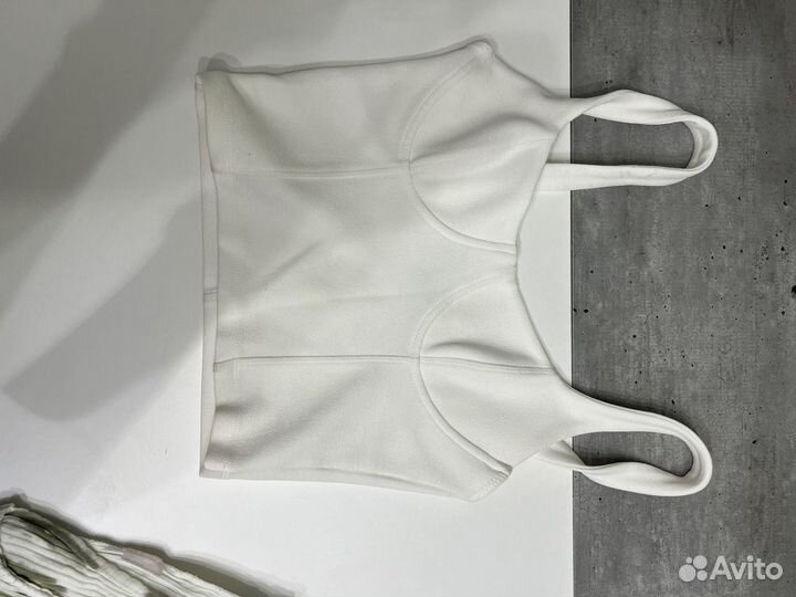 Летняя женская одежда 44