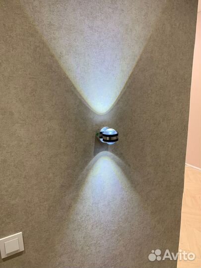 Настенный светильник бра