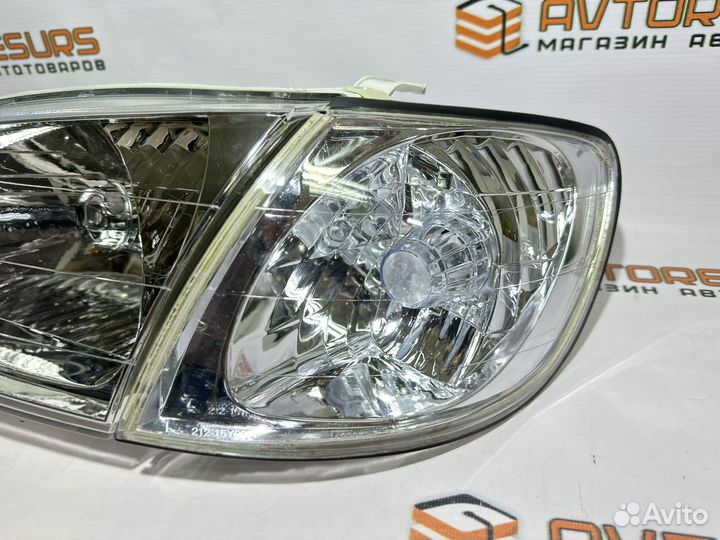 Фары Toyota Corolla Spacio 1997-2001 (110/111)
