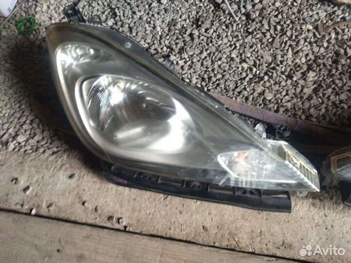 Фара honda fit