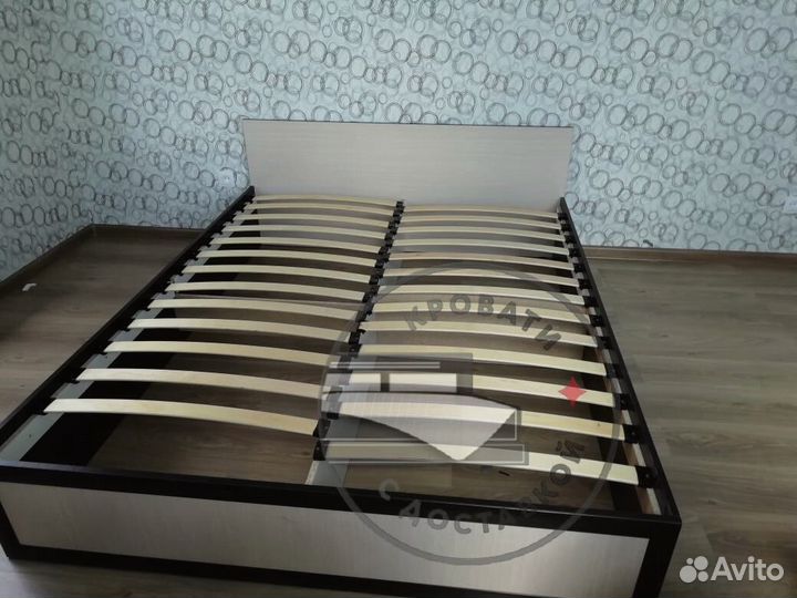 Кровать двуспальная