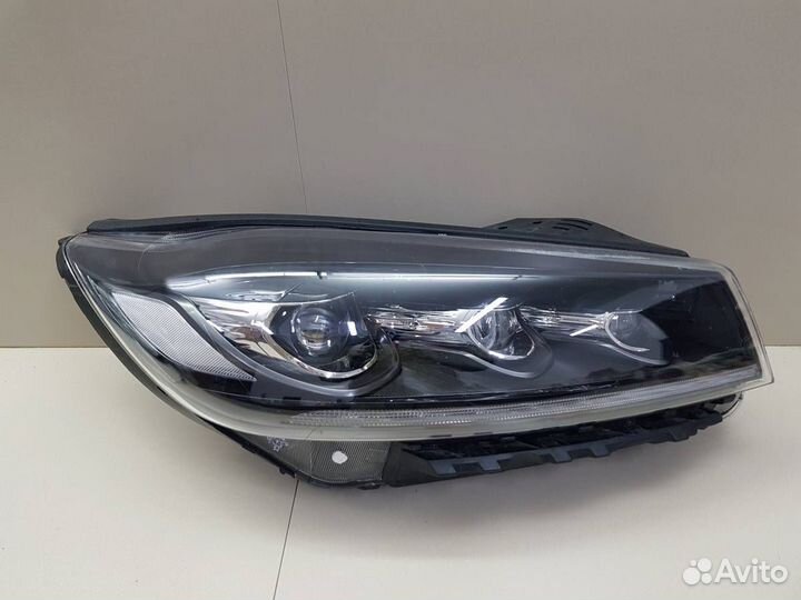 Фара правая Kia Sorento UM 2015