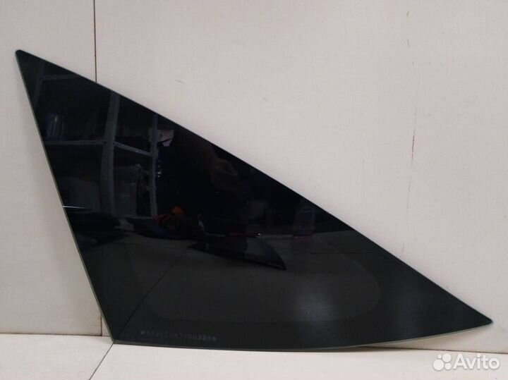 Стекло кузовное глухое левое Ford Focus 1 1998-200