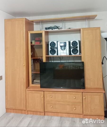 Продам стенку б.у
