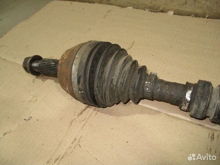 Полуось передняя правая Nissan Murano 2 (Z51)