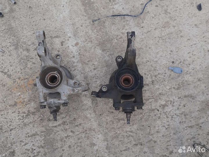 Поворотный кулак передний Киа Сид 1