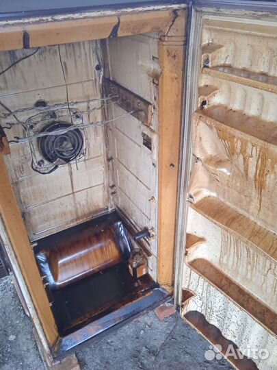 Коптильня горячего копчения и холодного