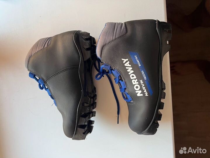 Лыжные ботинки детские 35 б/у Nordway