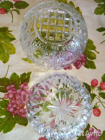 Салатники, тарелки, блюдца