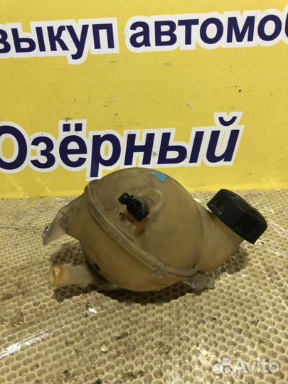 Бачок расширительный Peugeot 308